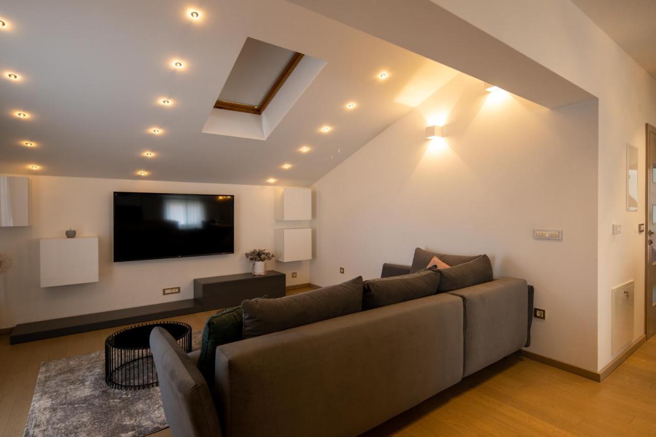 Lumaja Luxury Apartman Біоград-на-Мору Екстер'єр фото
