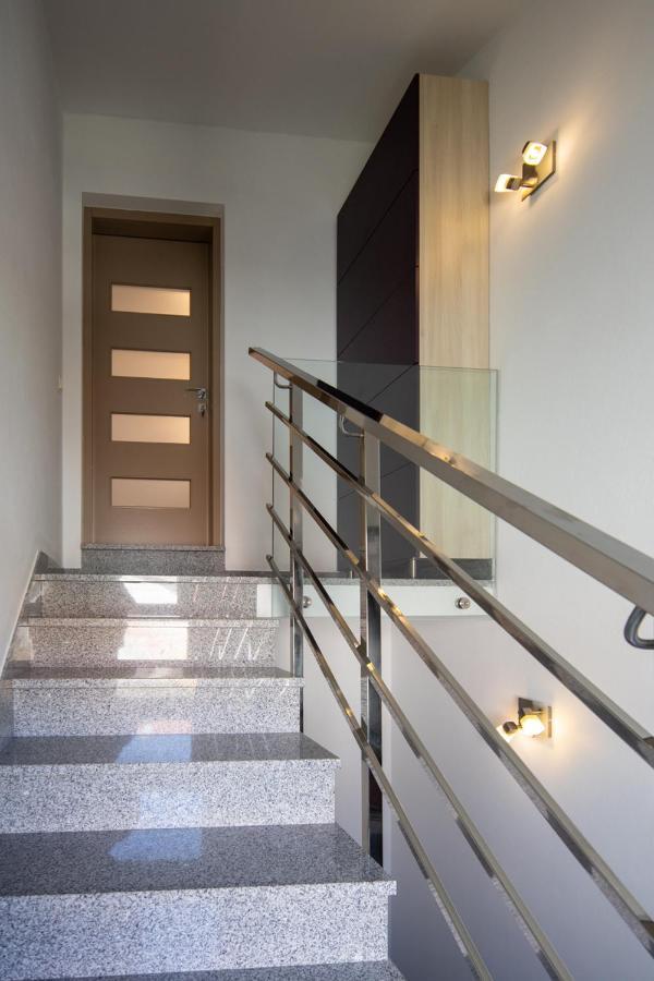 Lumaja Luxury Apartman Біоград-на-Мору Екстер'єр фото