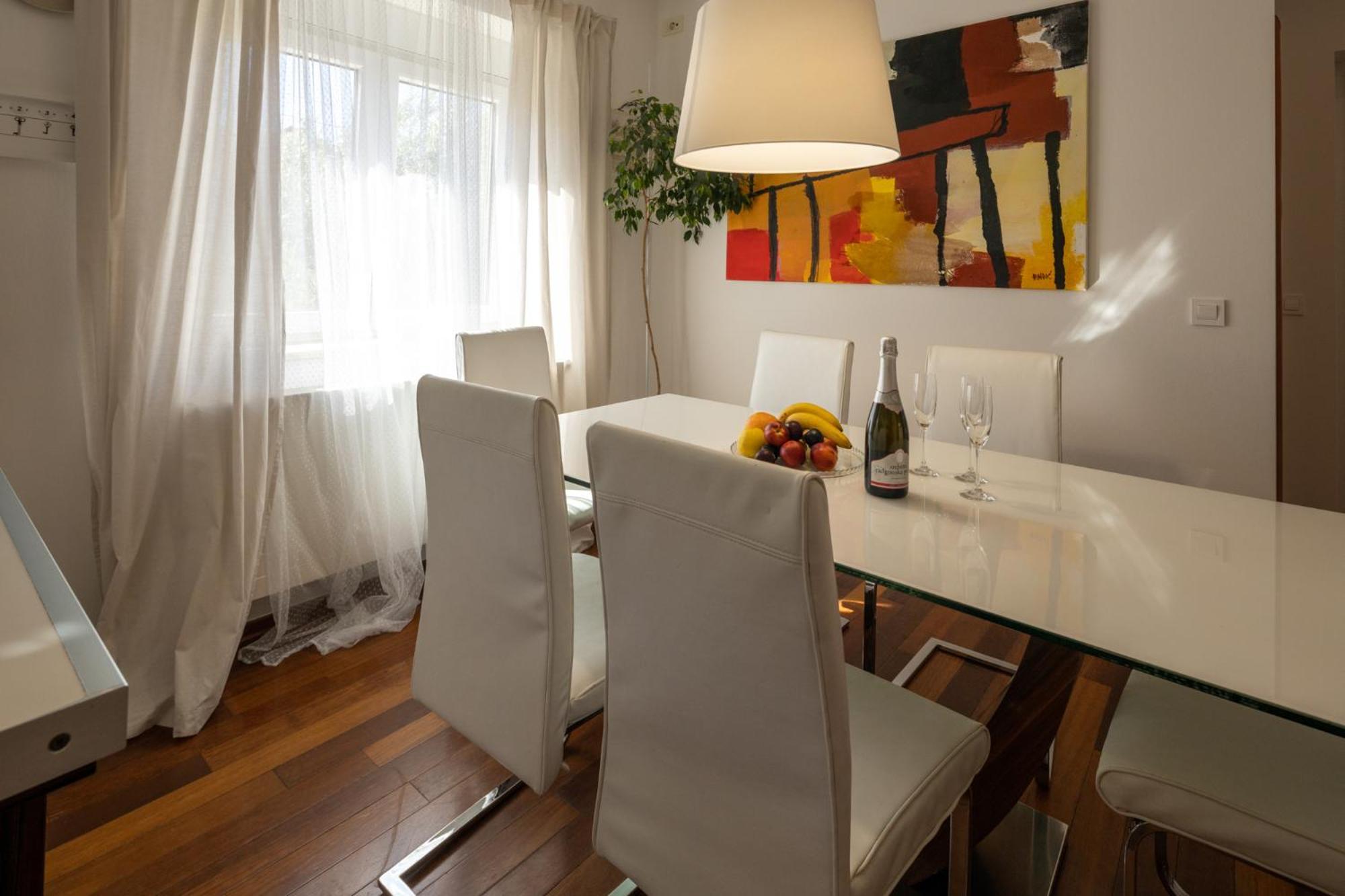 Lumaja Luxury Apartman Біоград-на-Мору Екстер'єр фото